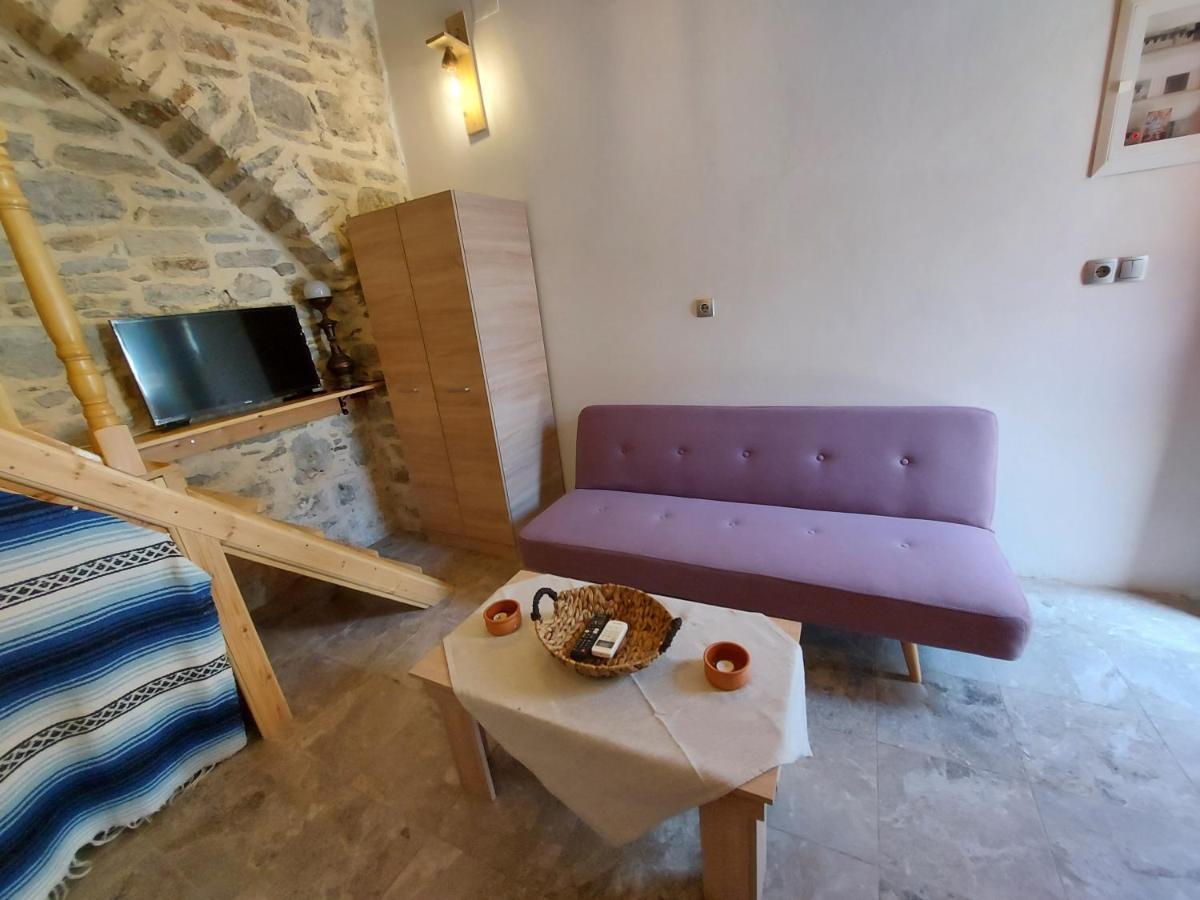 Ήλιος Πατσακης Appartement Sými Buitenkant foto